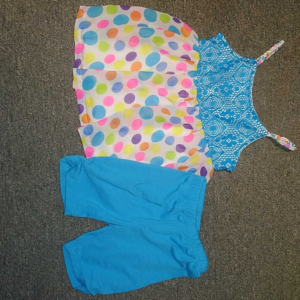 New no tags girls healthtex short outfit